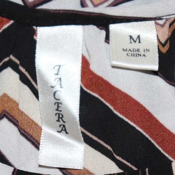 🤎🔶 Tacera Chevron Blouse · Size M · Soft & Structured - Picture 2 of 5